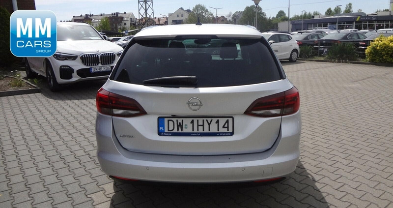 Opel Astra cena 52850 przebieg: 152221, rok produkcji 2020 z Pniewy małe 191